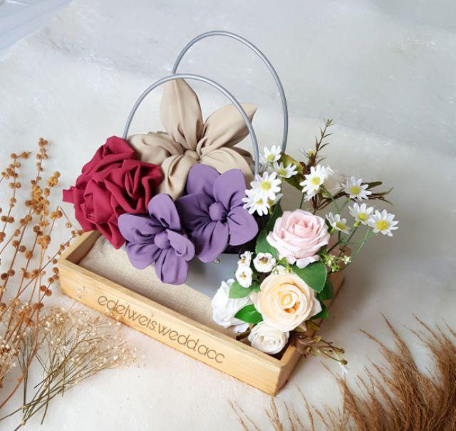 Kotak Hantaran Seserahan Frame Akrilik Kotak Isi 4 Warna Putih Silver Tebal