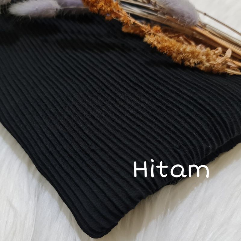 Pashmina Plisket Lidi Full Premium 180X75 CM By Milanda Mode-Hitam