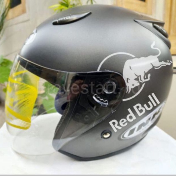 Helm Centro Motif RedBull