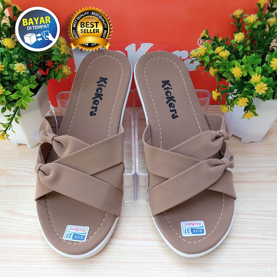 PROMO 4.4 MEGA SALE !! SANDAL WANITA DEWASA SLOP KICKERS SALEM EMPUK NYAMAN DIPAKAI / SANDAL REMAJA SLOP PITA  KICKERS / SAKIPO-Kopi Susu