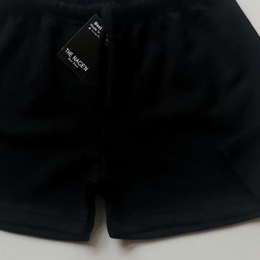 Celana pendek hitam polos Pria