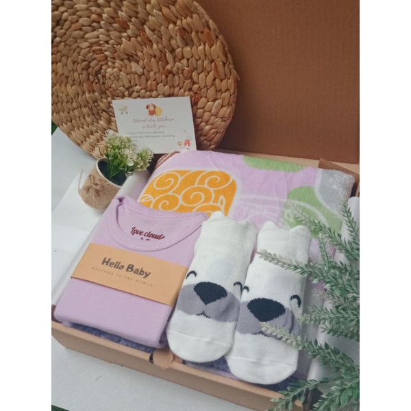 Hampers Selimut Premium | Kado Lahiran-HS-Standar Lilac