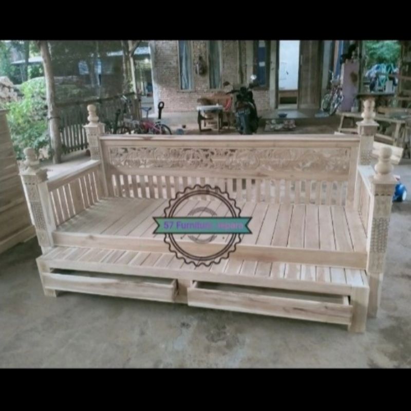 Daybed bale bale bangku risban kursi santai susun kayu jati ukir jepara