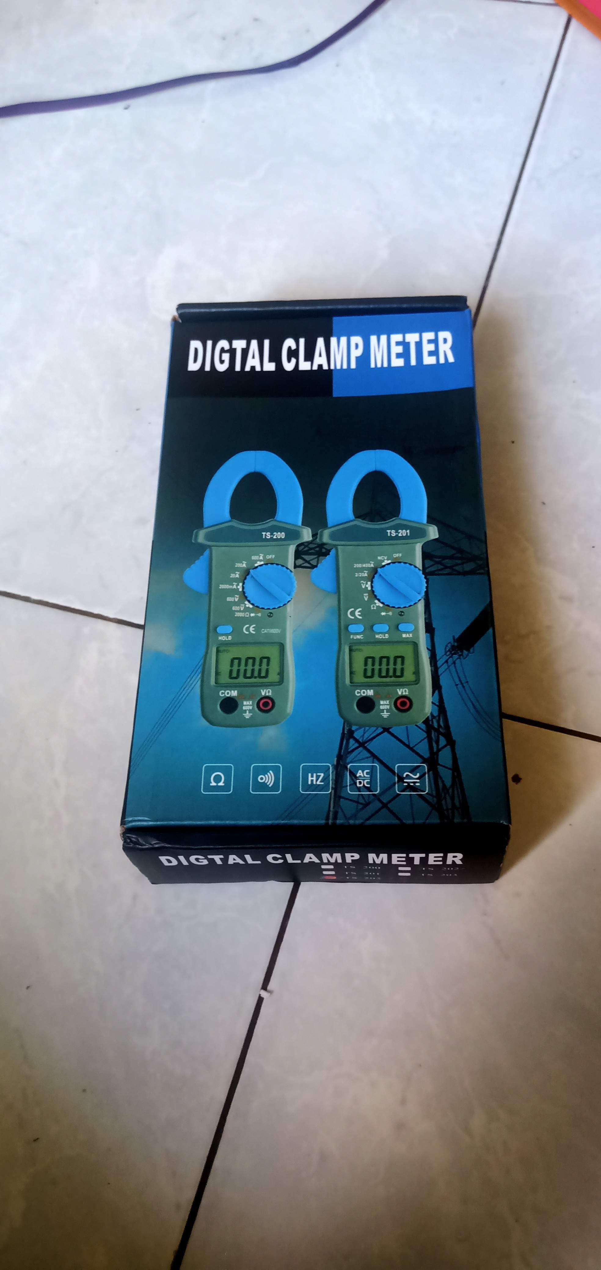 Digital Clamp Meter Ts-202 +  / Tang Amper Digital Ts 202 + ( Brand New )