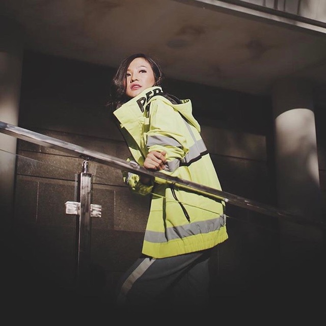 Jaket Persebaya Stabilo Styling AZA X IVO ANANDA