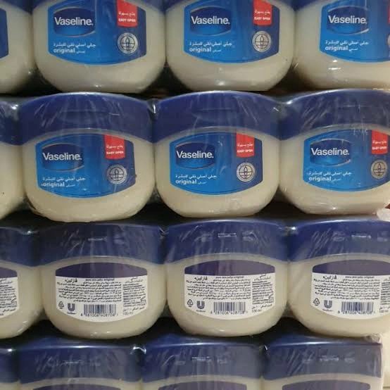 Produk Unggulan Vaseline Petroleum Jelly / Vaseline Arab 60Ml
