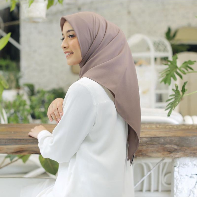 HIJAB HL VOAL BY HEAVENLIGHTS PREMIUM SCARF (CAPPUCINO BLUSH)