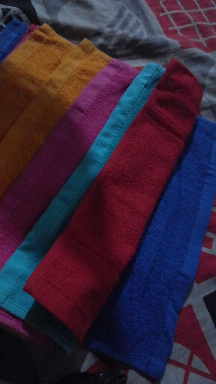 Rc Saputangan Handuk Mutia Ukuran 30x30