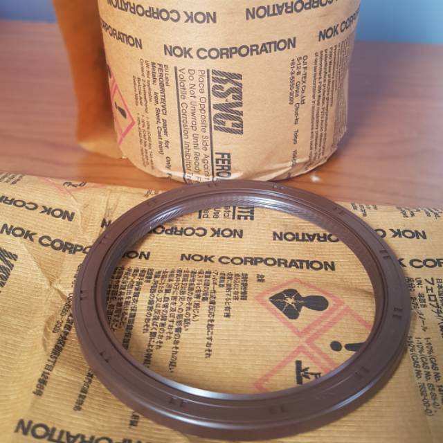 OIL SEAL KER AS BELAKANG V6/ CB3/CB4/ EVO3/ EVO4 MD359158