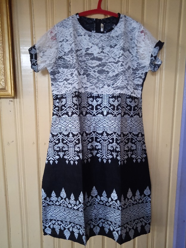 Couple Ayamia Batik Kampus