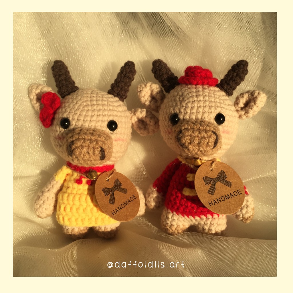 Amigurumi Mr dan Mrs. Cowcow Boneka Rajut Sapi Gantungan Kunci Boneka Buket Handmade