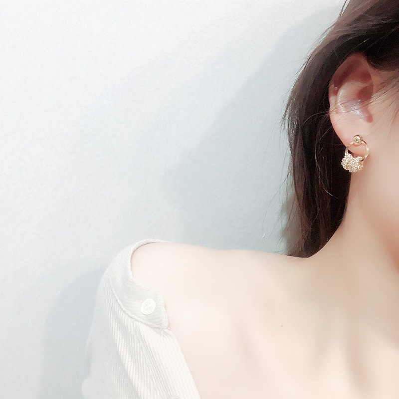 Baru fashion Xiaheiyu pelangsing anting-anting elegan bermutu tinggi elegan short Indah Beruntung be