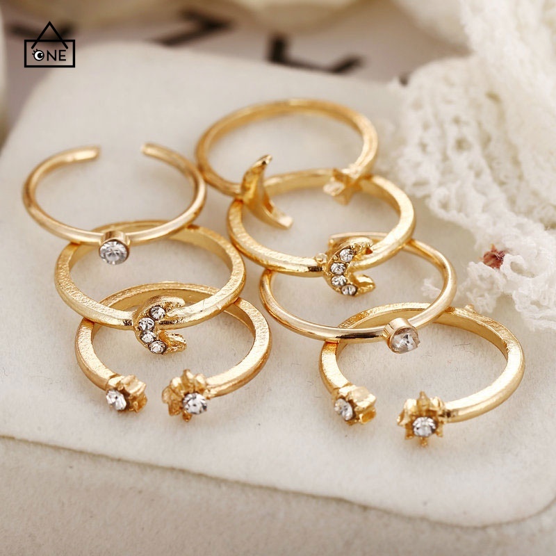 COD❤7 Piece Cincin Set Kupu-kupu Bintang Bulan Korea Retro Bohemian Mewah Pernikahan  Aksesoris A one