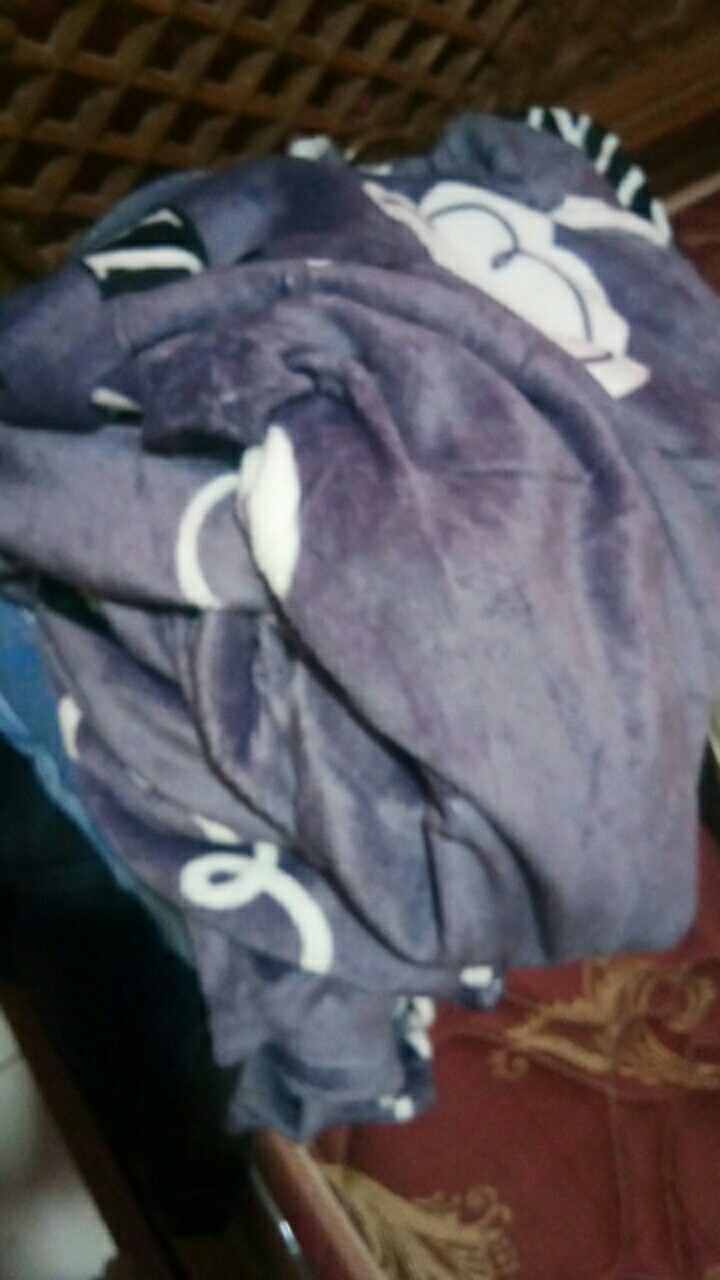 Selimut Dewasa Super Lembut Tebal Ukuran 180x200 List Motif Baru