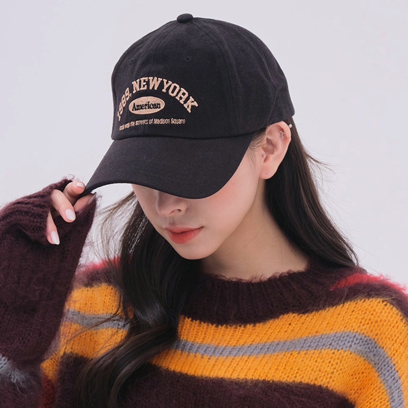 Topi Baseball Casual Motif Tulisan Duri Gaya Korea Untuk Pria / Wanita