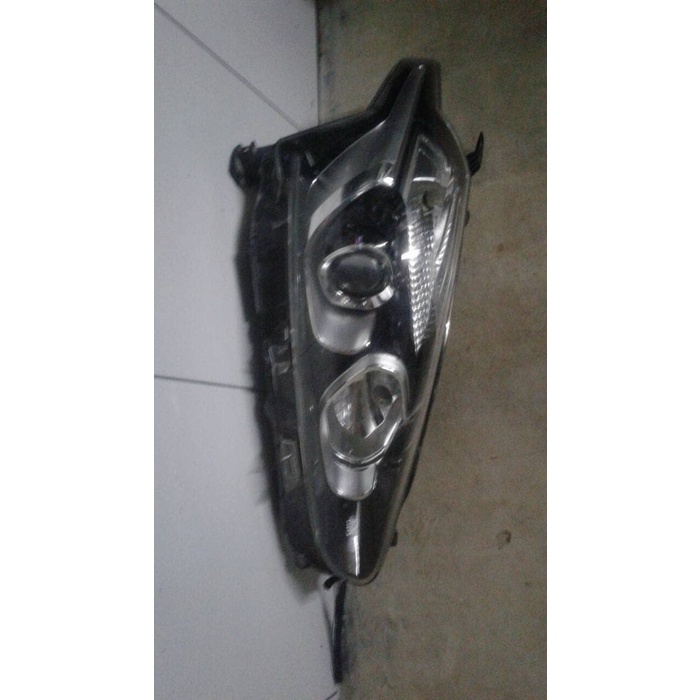 Bekas} lampu depan sienta Diskon