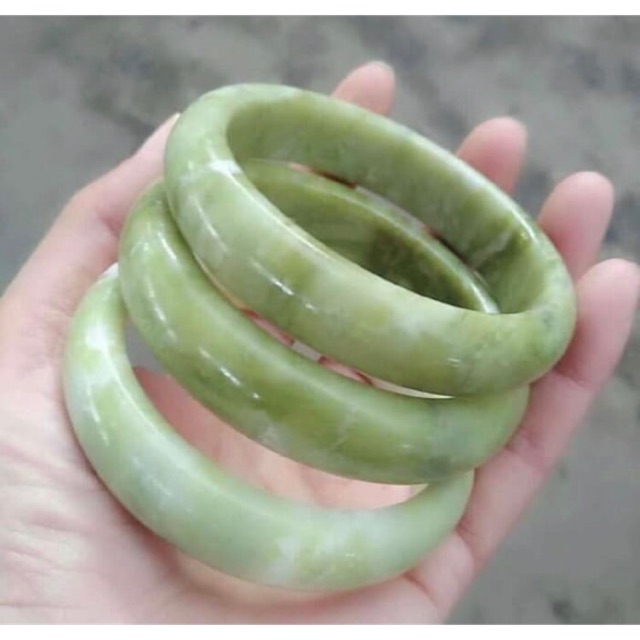 Gelang Giok Hijau Muda