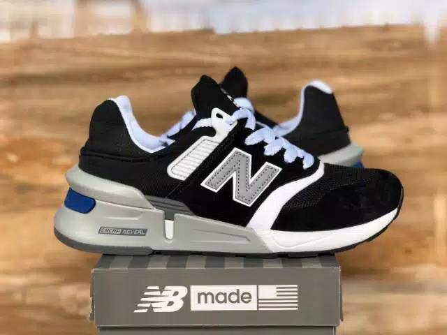 N*w Balance MS997HGA &quot;Black&quot;