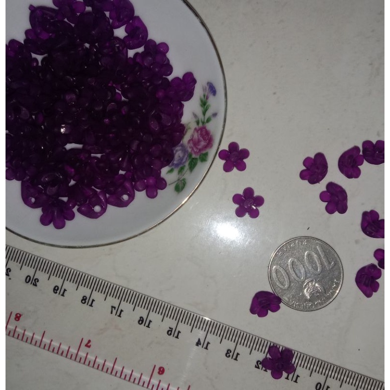 manik2 akrilik bunga sakura