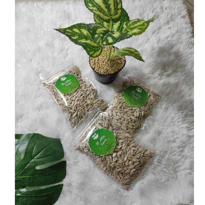 

KUACI KUPAS SIAP MAKAN / KUACI KUPAS OVEN