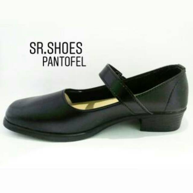 Sepatu pantofel wanita untuk tes cpns