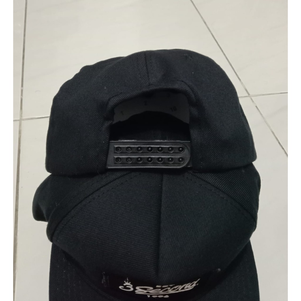 Topi Pria / Aksesoris Fashion / Snapback 3second Distro Original Premium