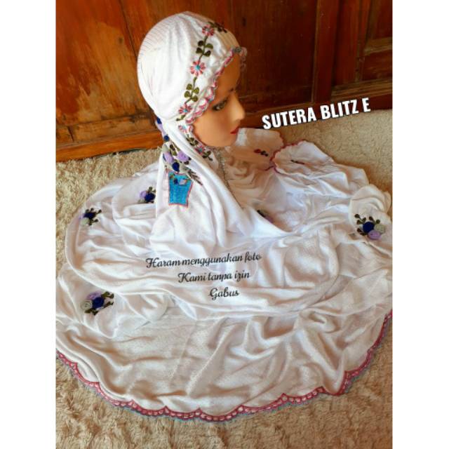 Mukena sutera blitz