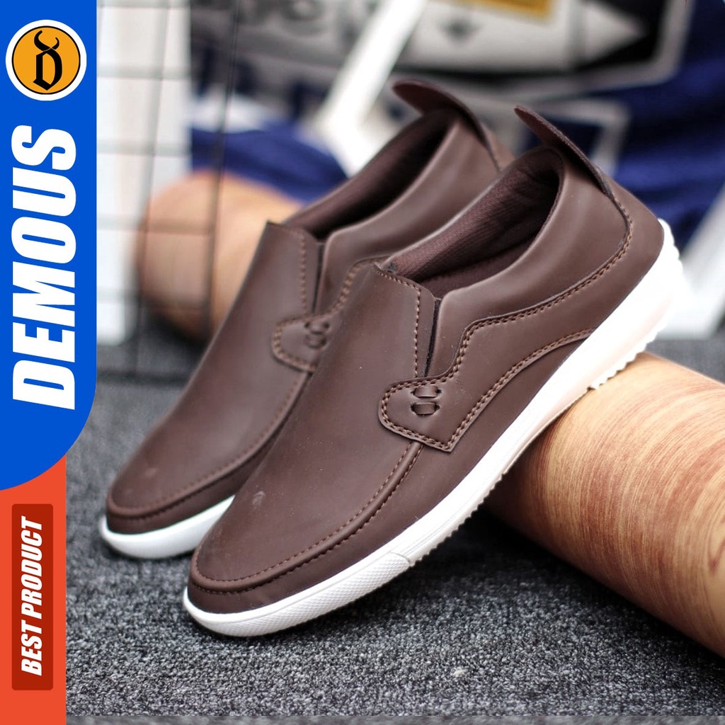 DEMOUS Kemode - Sepatu Slip On Pria Casual