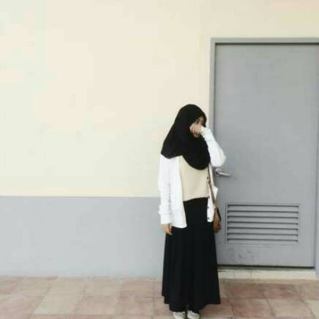 Rok panjang hitam wollycrepe