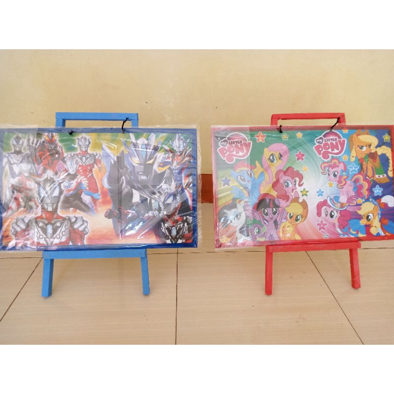 papan tulis dan penyangga kayu/papan tulis anak lengkap dengan kaki/white board/papan putih/papan tulis satu set/alat tulis anak/papan tulis ukuran 30x50