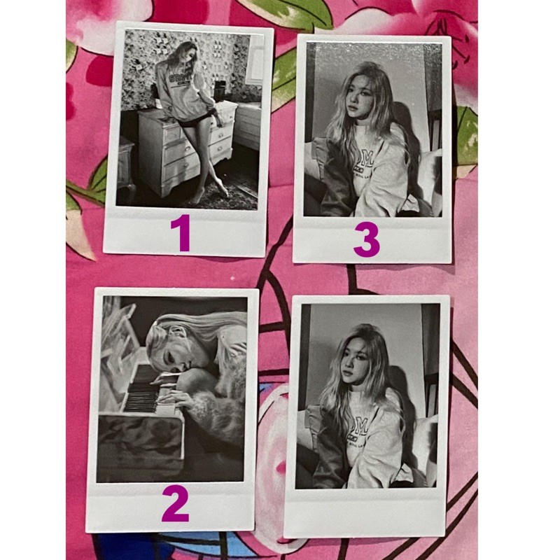 Rose photocard rosé blackpink pc solo album -R- official jennie jisoo lisa