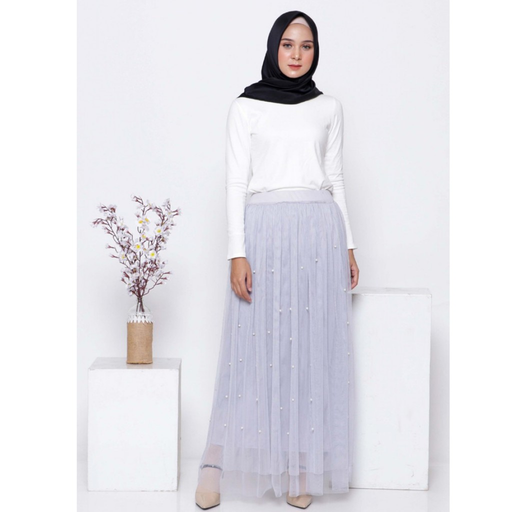 5512 pearl long skirt ( ramadan edition )