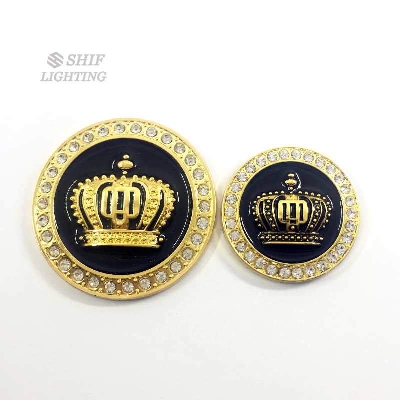 1pc Emblem / Badge Mahkota 3D Bahan Metal Warna Gold / Silver Dengan Kristal / Berlian