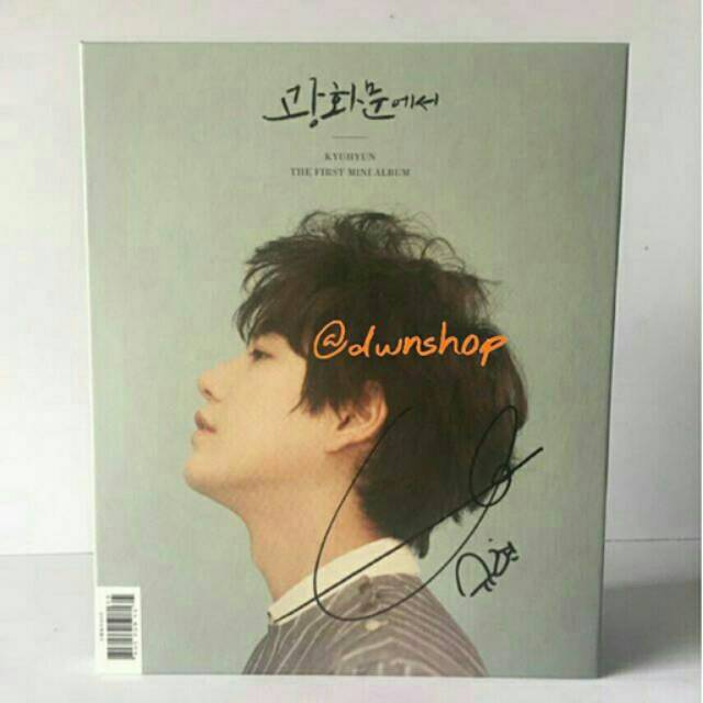 Kyuhyun At Gwanghwamun Signed Promo album + PC