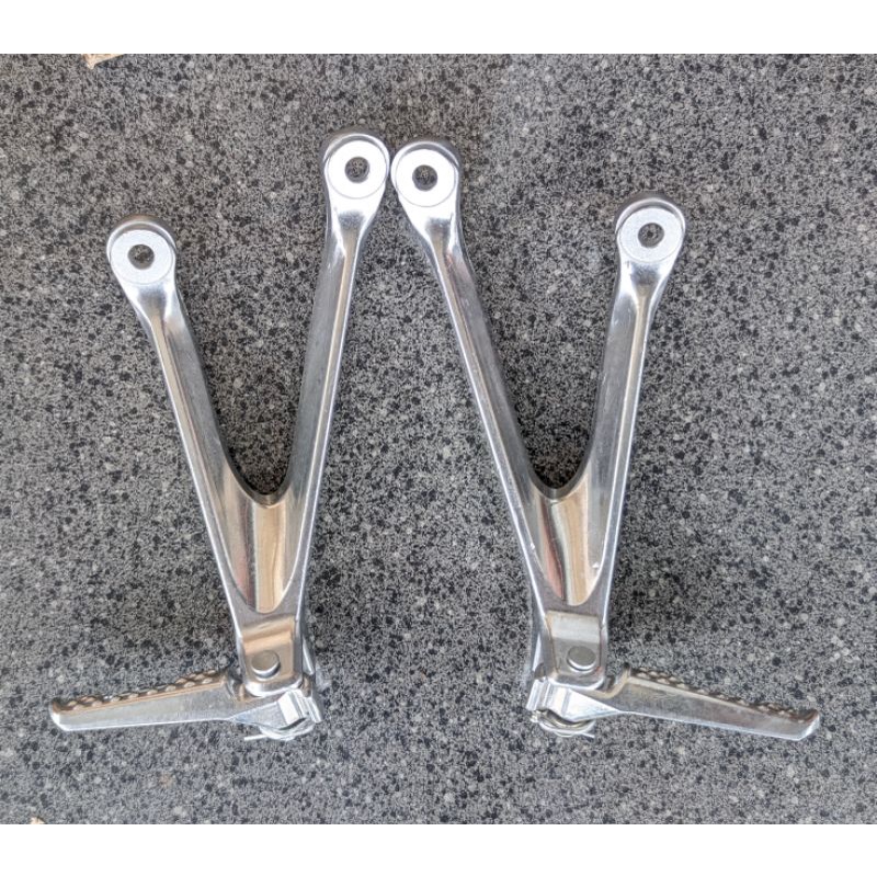 postep footstep belakang cbr 1000 original GORILLA IMPORT set pijakan kaki