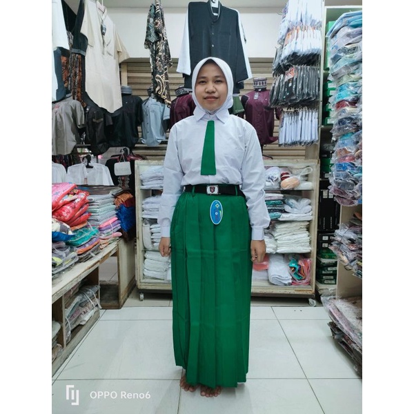 Rok Rempel panjang warna Hijau merk SERAGAM/BULOVA