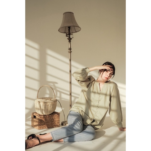 Nara Blouse Sage Green