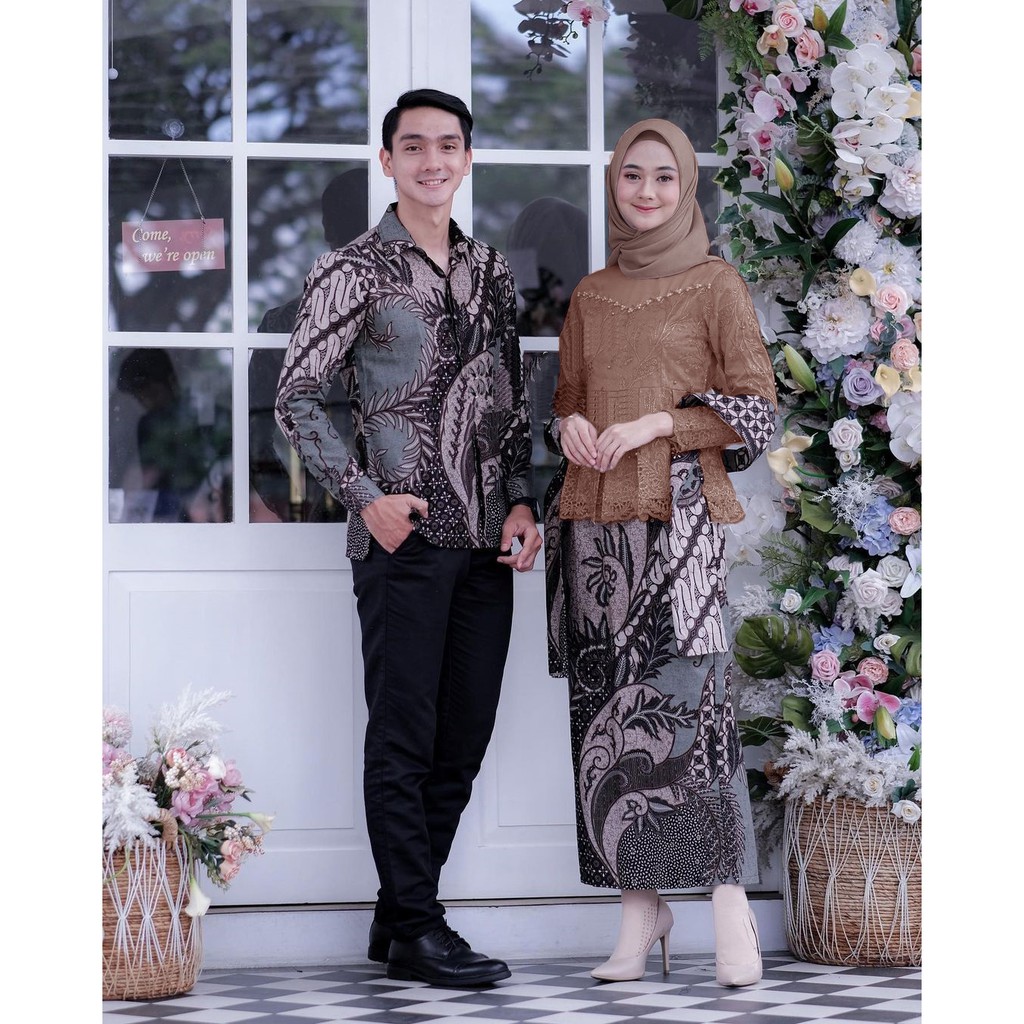 SHOPASHOP SOLO BATIK Couple Arafah Aplikasi Payet Mutiara Sania Ruffle batik-2