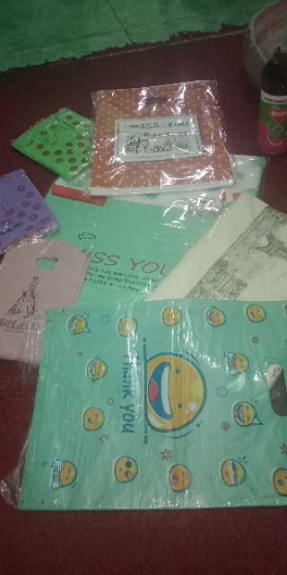 Kantong Kresek Smile/kresek Motif Smile/ Kresek Olshop Tanggung Tipis 25x35 Cm Termurah