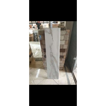 Granit tangga 30/120 stepnosing putih corak kasar