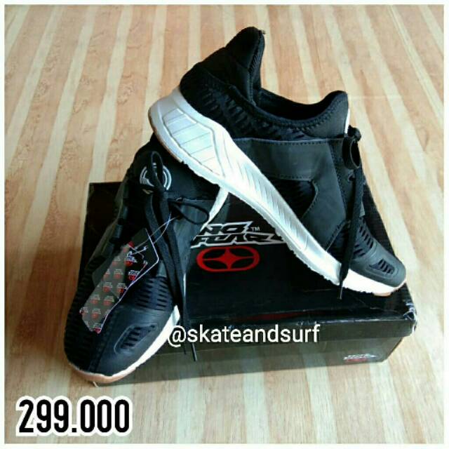 SEPATU NO FEAR ORIGINAL