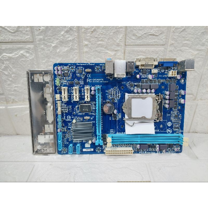 Motherboard Gigabyte H61 Ddr3 ( Lga 1155 )