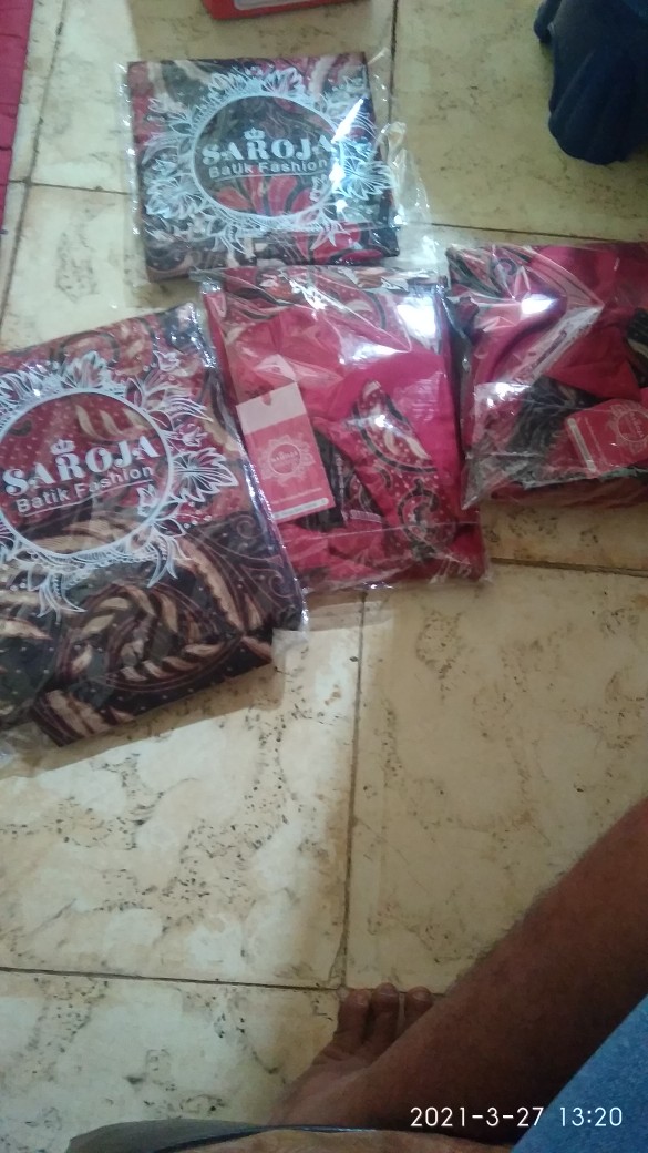 Couple Batik Family • Gamis Kombinasi Velvet Merah • Couple Keluarga • Kebaya