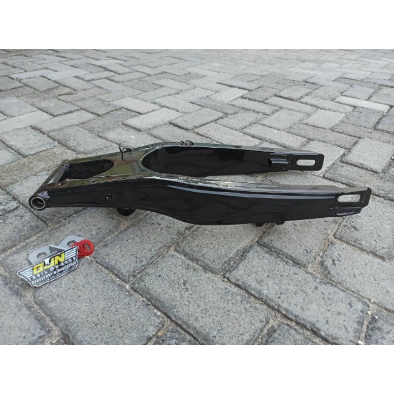 swingarm replika ktm 66cm pnp klx 150 hitam