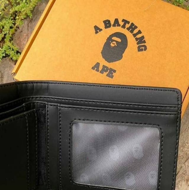 Dompet bape hitam