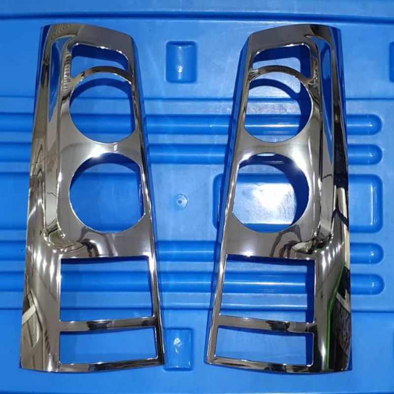 Garnish chrome lampu belakang AVANZA/XENIA lama 2005-2007.