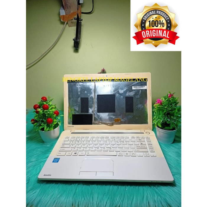 FULLSET CASE CASING KESING TOSHIBA c40-a