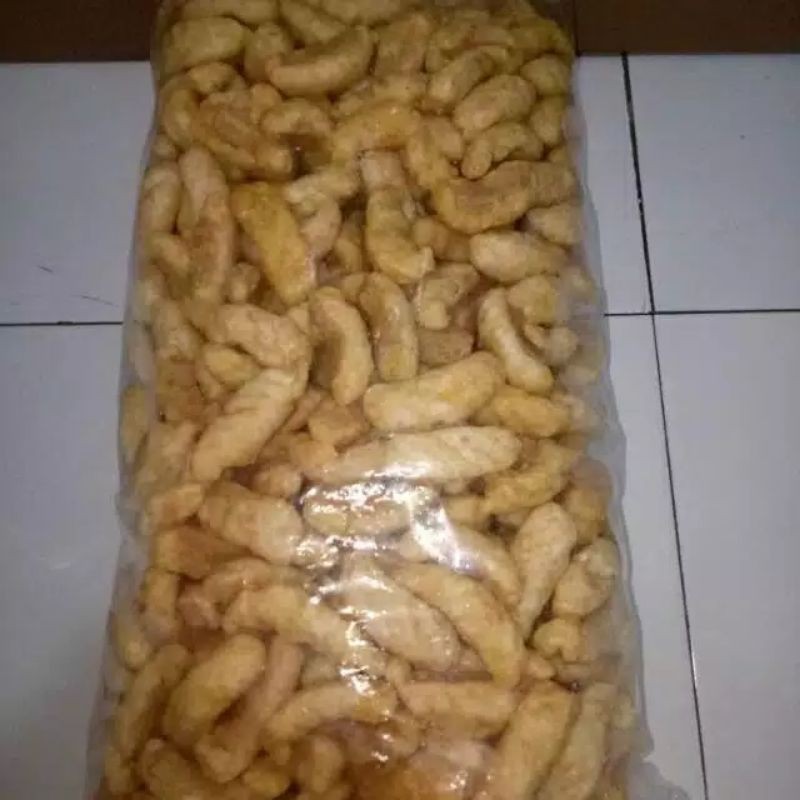 

cuanki tahu kriwil isi 100 / toping baso aci