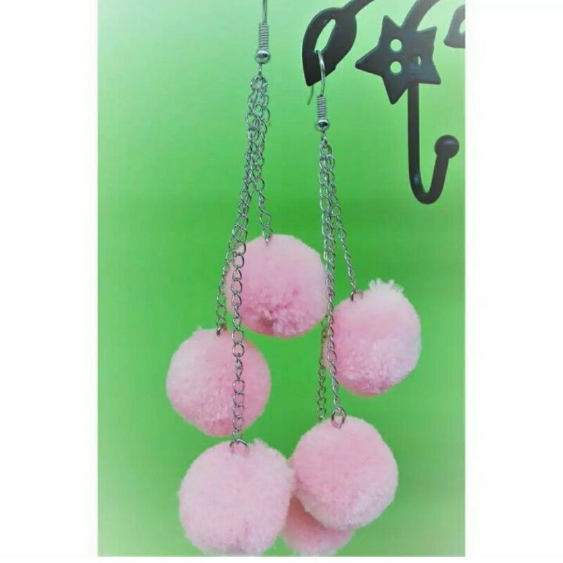 Anting Tri Pompom -anting hijab-anting kekinian-anting remaja -anting mewah bisa COD