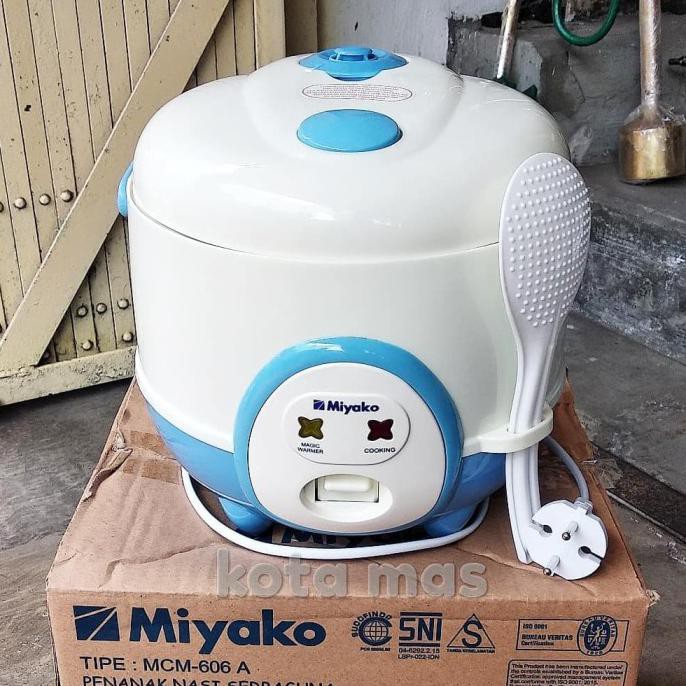 paling dicari  magic com penanak nasi rice cooker kecil mini miyako mcm606 baru murah
